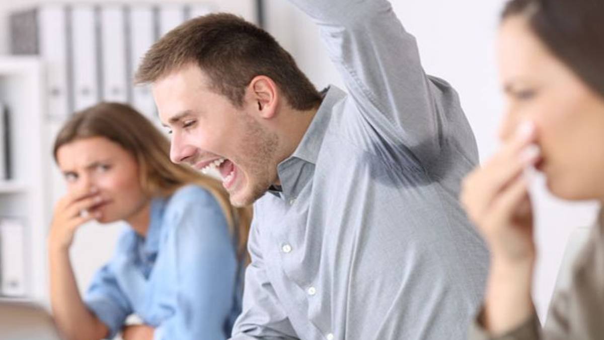 Vücudunuz kötü kokuyorsa o amansız hastalığın belirtisi olabilir! Bunu hiç kimse bilmiyordu