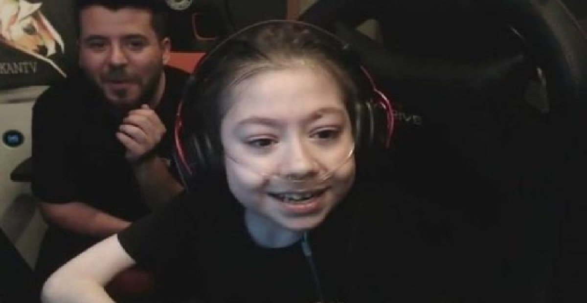 Twitch yayıncısından acı haber! Daha çok küçüktü, sevenleri yıkıldı...