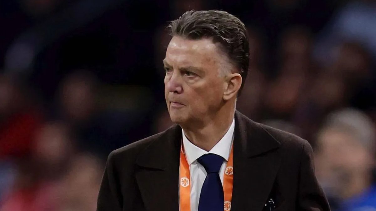 Van Gaal’in Hollanda’sı fark yaratıyor
