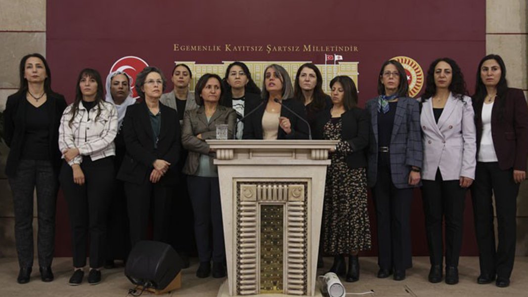 HDP'den 'cinsel istismar skandalı'na 105 soru