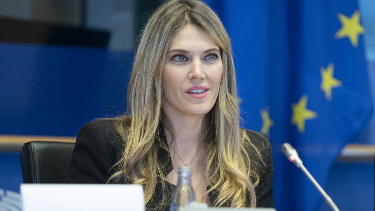 AP Başkan Yardımcısı Kaili yolsuzluktan gözaltında! Partisi ihraç etti