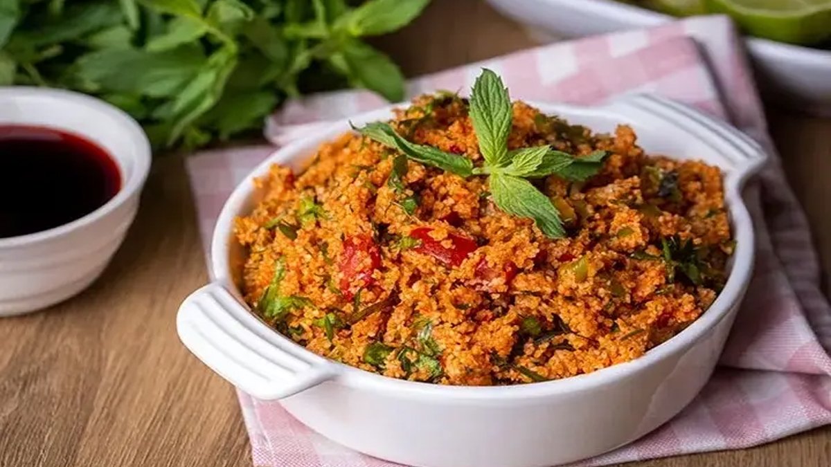 Kısırın püf noktası! Bunu eklemeden kısır yaptım demeyin, komşular sırrını öğrenmek için yakanıza yapışacak