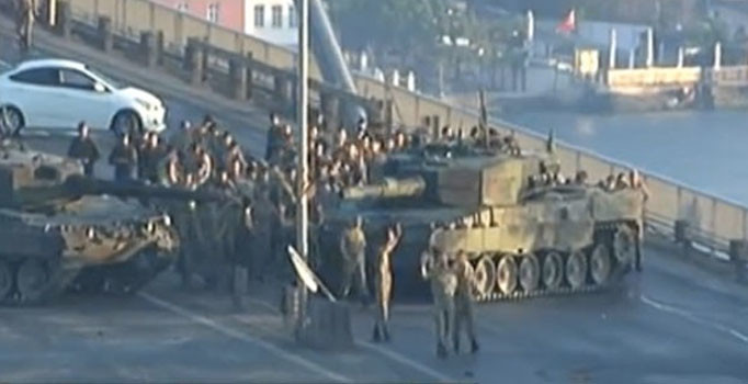 İstanbul'da köprü geçişine jandarma engeli! - İstanbul'da neler oluyor? Son dakika haberleri