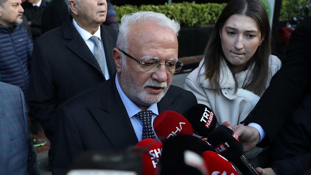 AK Partili Elitaş'tan yumruklu kavga savunması: Olay kamuoyuna yanlış anlatıldı