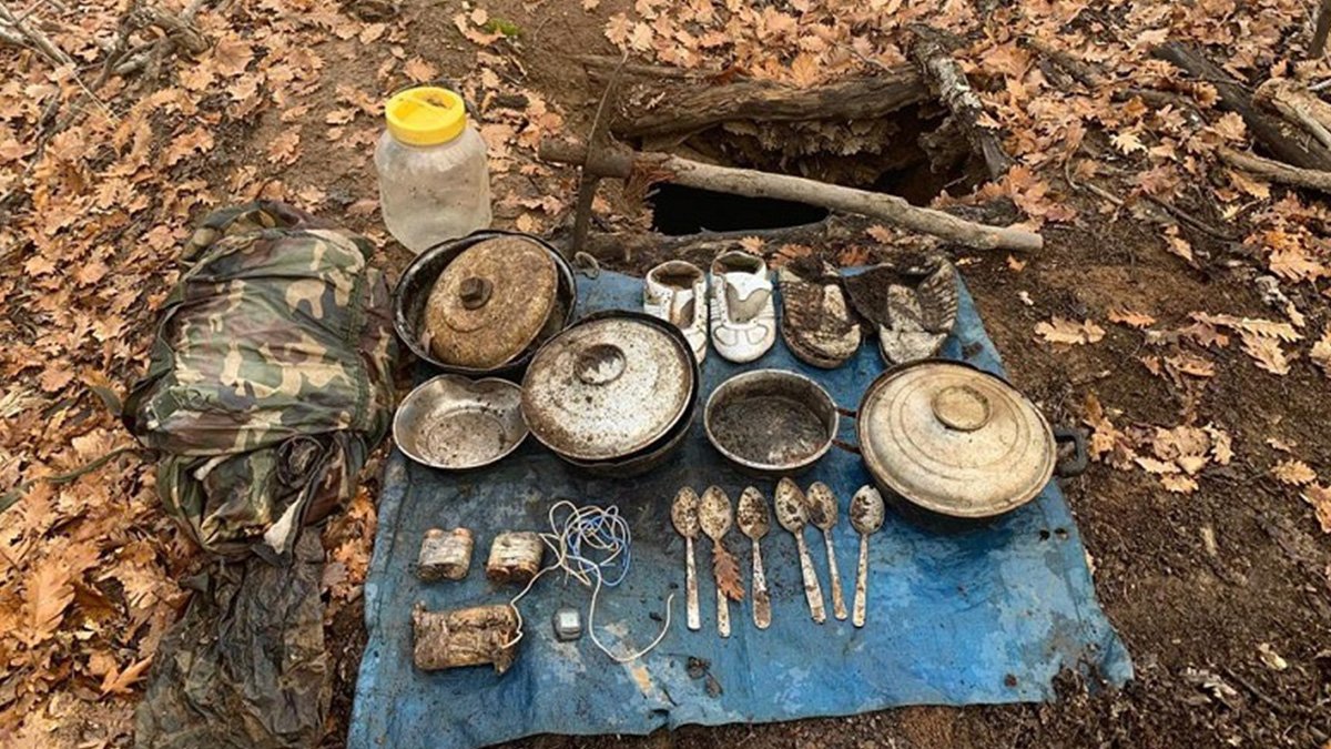 Bingöl'de PKK operasyonu: Yaşam malzemeleri ele geçirilen sığınağı imha ettiler