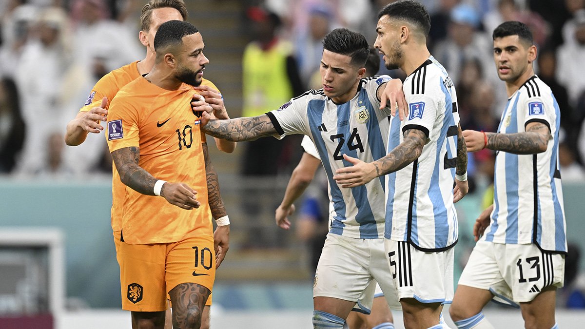 FIFA olaylı Arjantin-Hollanda maçına soruşturma açtı