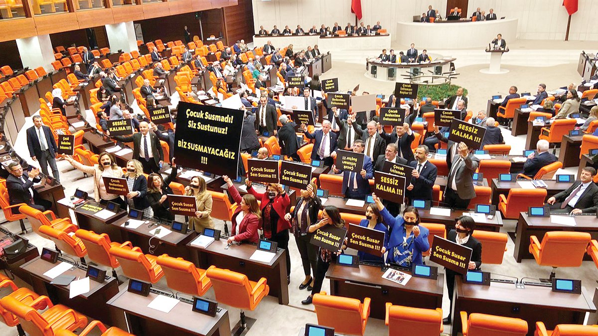 Bunu gölgeleyen suç ortağı olur