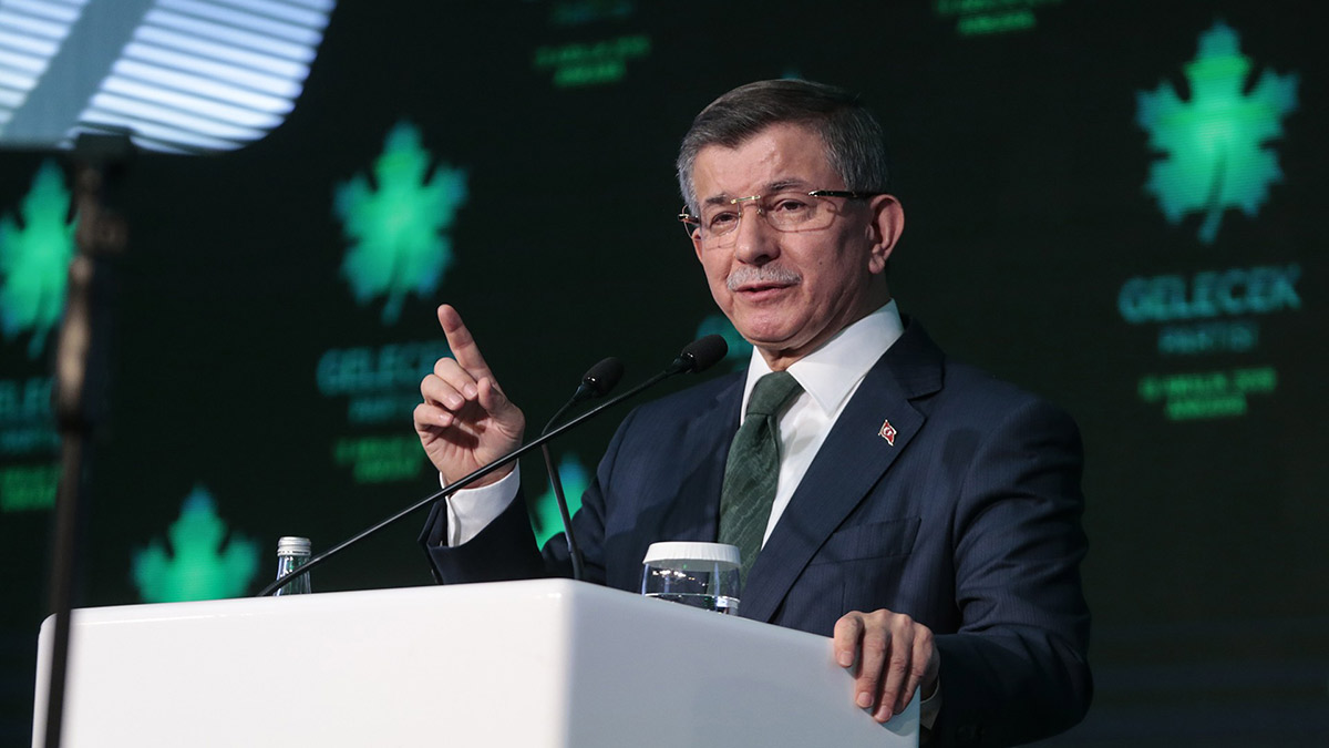 Davutoğlu'ndan iktidara EYT çağrısı: Kazanılmış haklar şartsız verilmeli