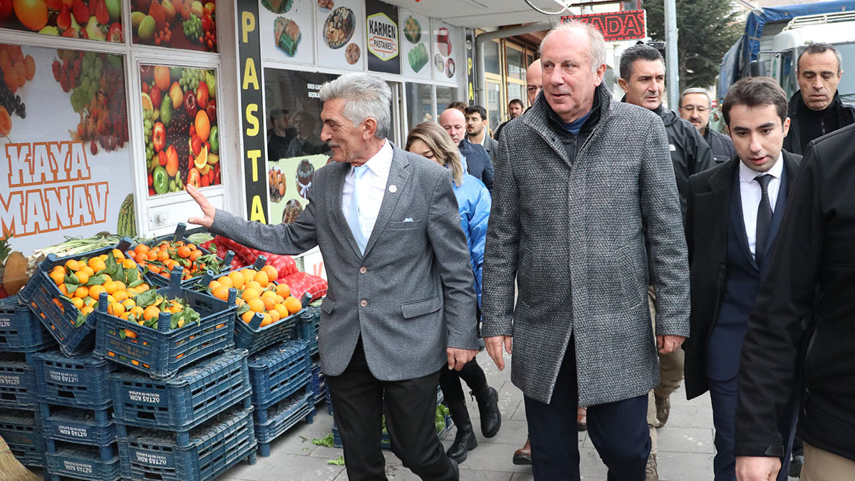 Memleket Partisi lideri İnce esnaf ziyaretinde: Siyaset sahnesinde demokrasi sicili pırıl pırıl, tertemiz olan sadece benim