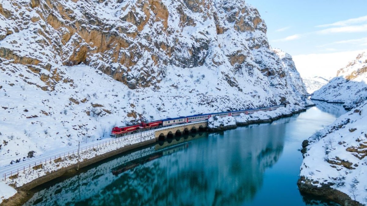 'Turistik Doğu Ekspresi' seferlerine başladı