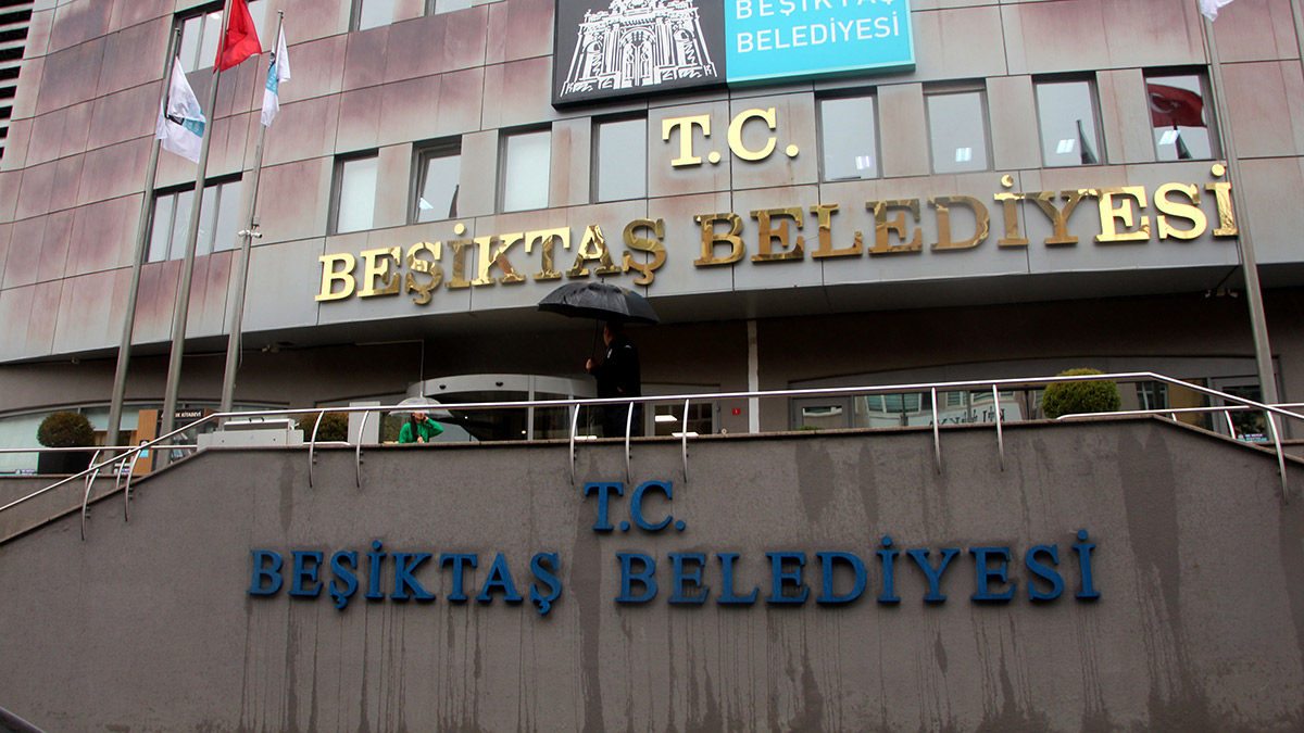 Son dakika! Eski Beşiktaş Belediye Başkanı Murat Hazinedar gözaltına alındı