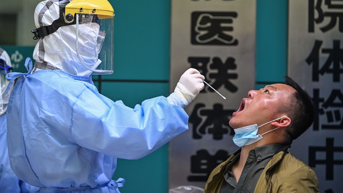 'Sıfır vaka'dan bir kopuş daha... Çin'de yeni korona dönemi