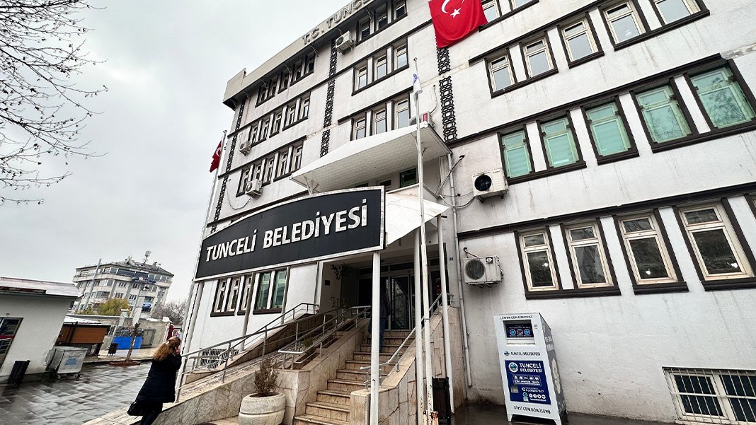 Borç 14 milyon lirayı buldu! Tunceli Belediyesi'nin elektriği kesildi