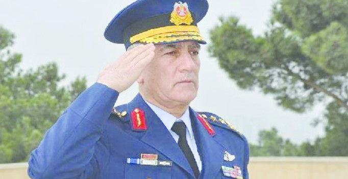 Orgeneral Akın Öztürk'ten flaş açıklama: Hulisi Akar'la birlikte hareket ettim