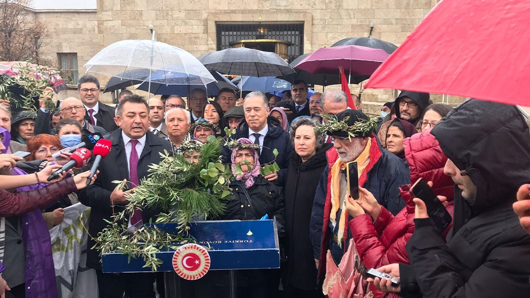 Zeytin katliamının önünü açan kanun teklifi tepkilerin ardından geri çekildi