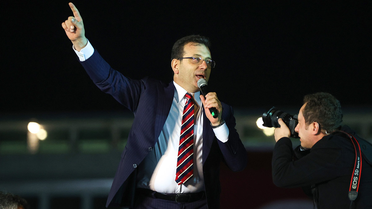 İmamoğlu'ndan vatandaşlara yeni çağrı: Saraçhane’de birliğe ve dayanışmaya davet ediyorum