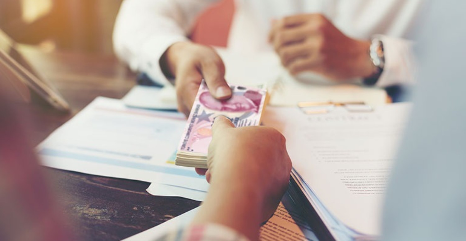 BDDK düğmeye bastı bu bankalar harekete geçti! Faizler siliniyor taksitle ödeme imkanı geliyor! Sadece bu kişiler yararlanacak