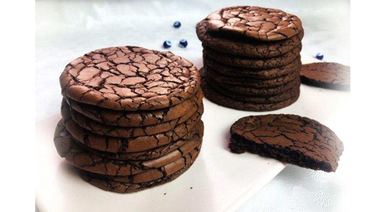 Ünlü kahvecilerin brownie kurabiye tarifi ifşa oldu! Bu tarifi deneyenler evde tepsi tepsi yapıp doyasıya yiyor