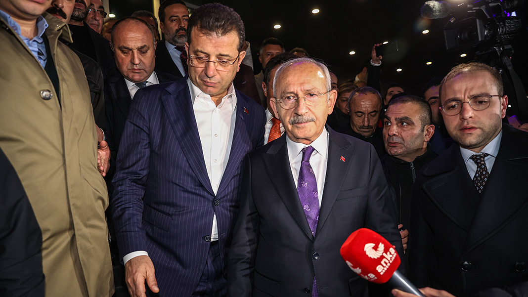 Kılıçdaroğlu İmamoğlu'na gelen siyasi yasağı yorumladı: Bu açıkça bir darbe