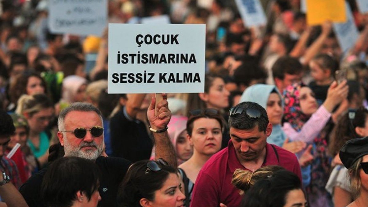 Kocaeli'nde dehşete düşüren olay! 4 çocuğuna cinsel istismardan yargılanıyor