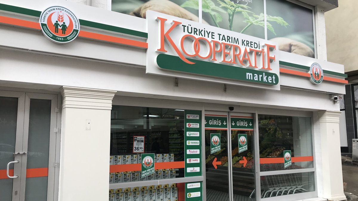 Bugün son gün! Pazar yerine Tarım Kredi'ye gidenler şok oluyor! Tarım kredi meyveden sebzeye her şeyin fiyatını düşürdü...
