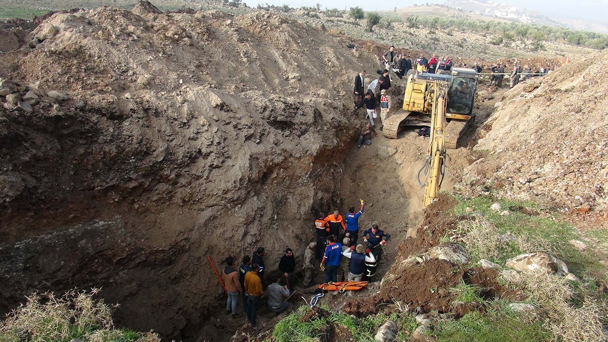 Kilis'te içme suyu hattı çalışmalarında göçük: 2 işçi öldü