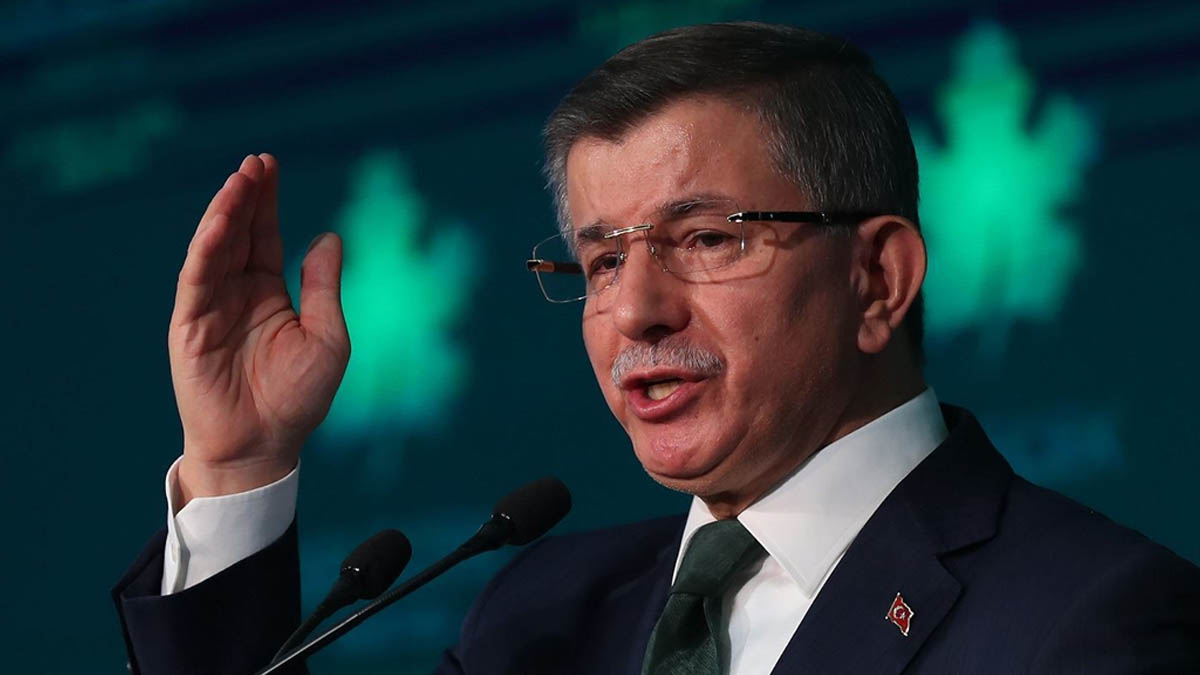 Davutoğlu'ndan AK Partililere çağrı: Bu karar yanlış diyerek sesinizi yükseltin