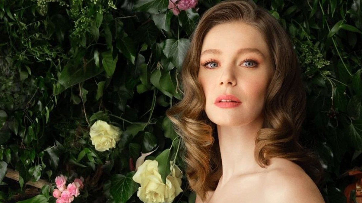 Nalan'ın gerçek babası ortaya çıkıyor! Usta oyuncu Camdaki Kız'a dahil oldu