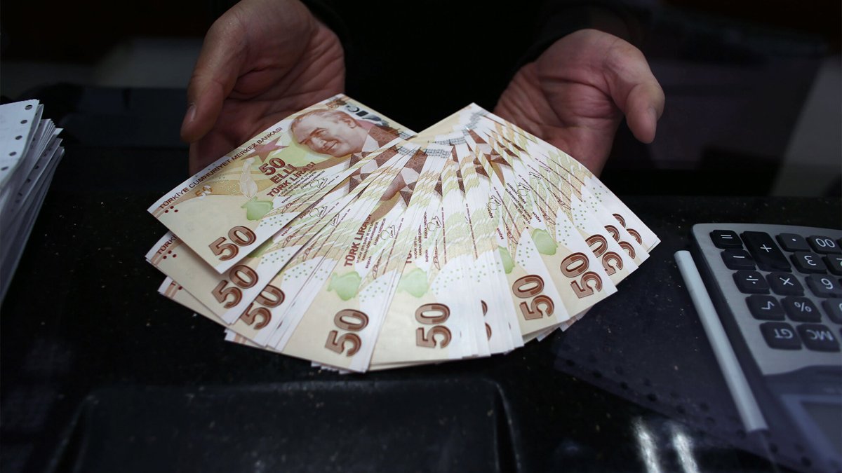 Milyonların gözü EYT düzenlemesinde: En düşük emekli maaşı ne kadar olacak?