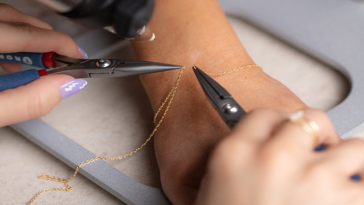 AJA Jewels, yurt dışında çok sevilen kaynak bileklik uygulamasını Türkiye’ye taşıdı