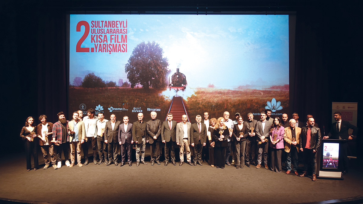 ‘Larva’dan bu kez ödül çıktı