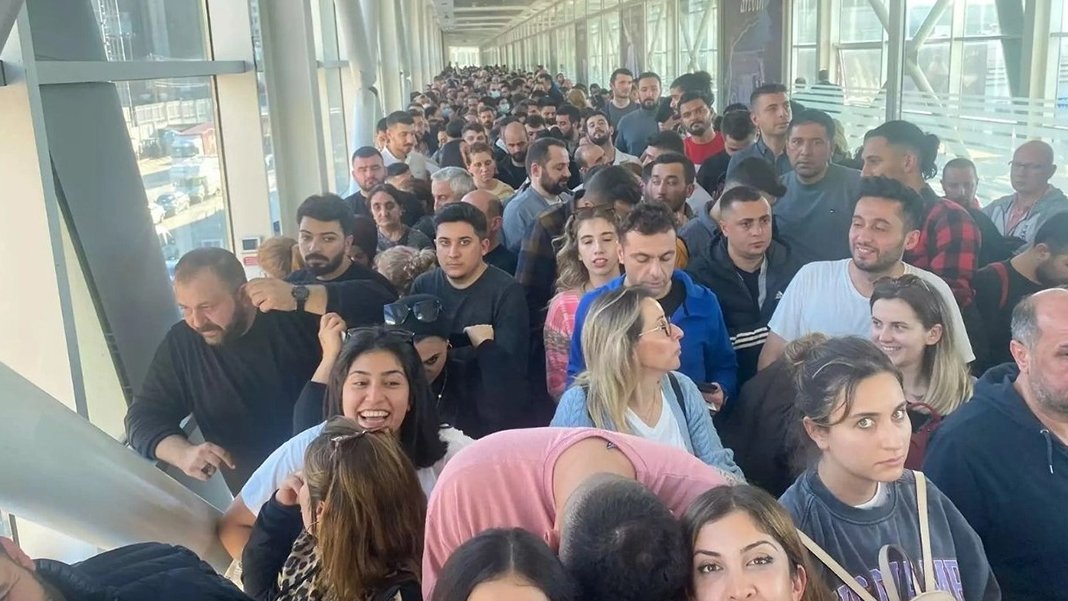 Kayıt zammı öncesi Gürcistan'a akın: Türkiye'de 44 bin lira Gürcistan'da 34 bin lira