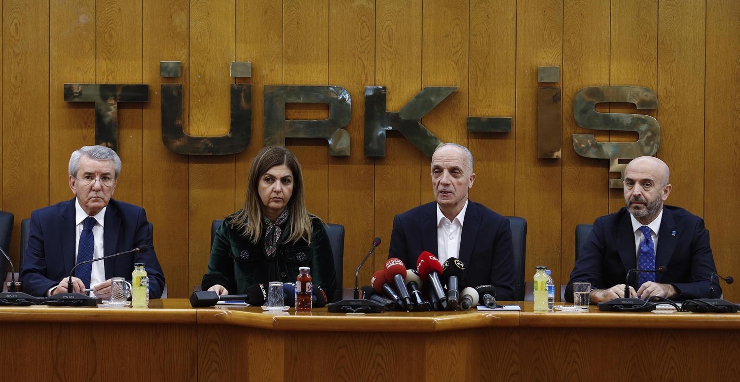 Asgari ücrette son viraj! 2023 zammı için teklif verildi: Ya bu rakam olacak, ya da yokuz dediler! İşte heyecanlandıran yeni asgari ücret rakamı