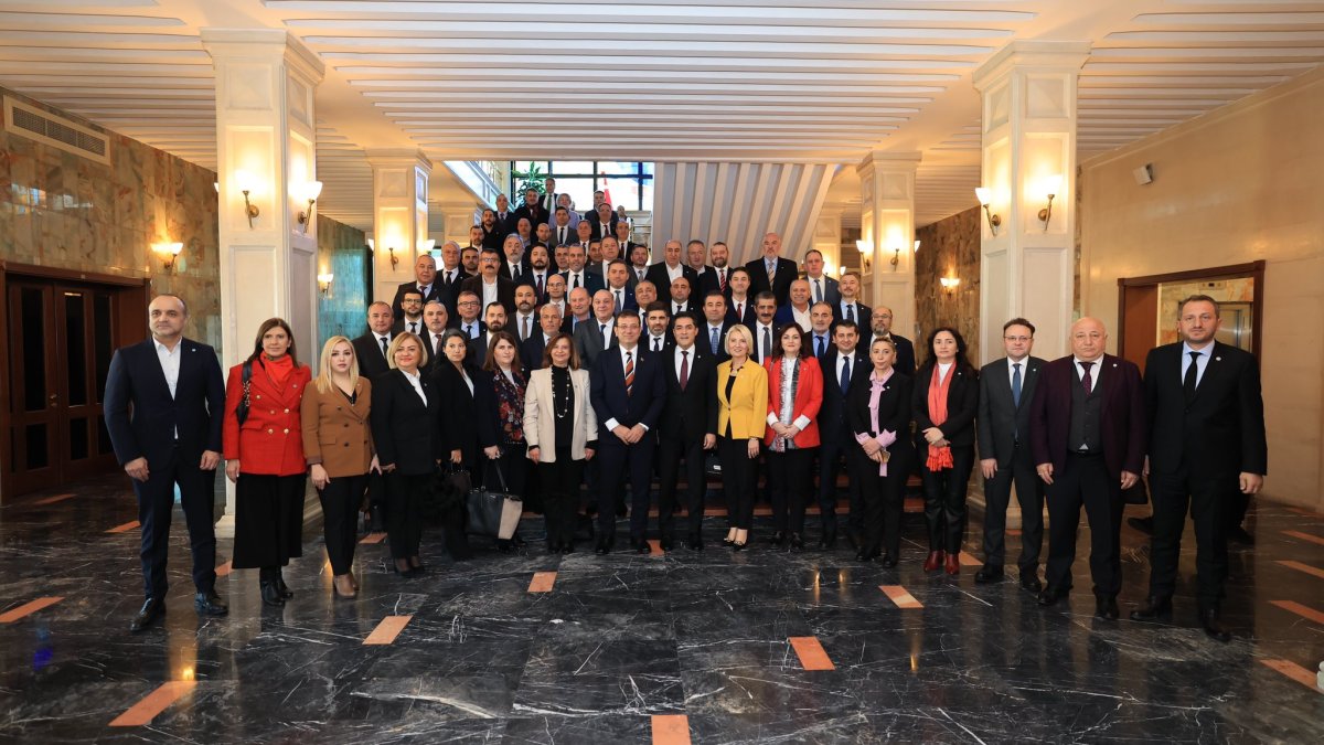İYİ Parti'den İmamoğlu’na destek ziyareti: Her gece kabus görecekler