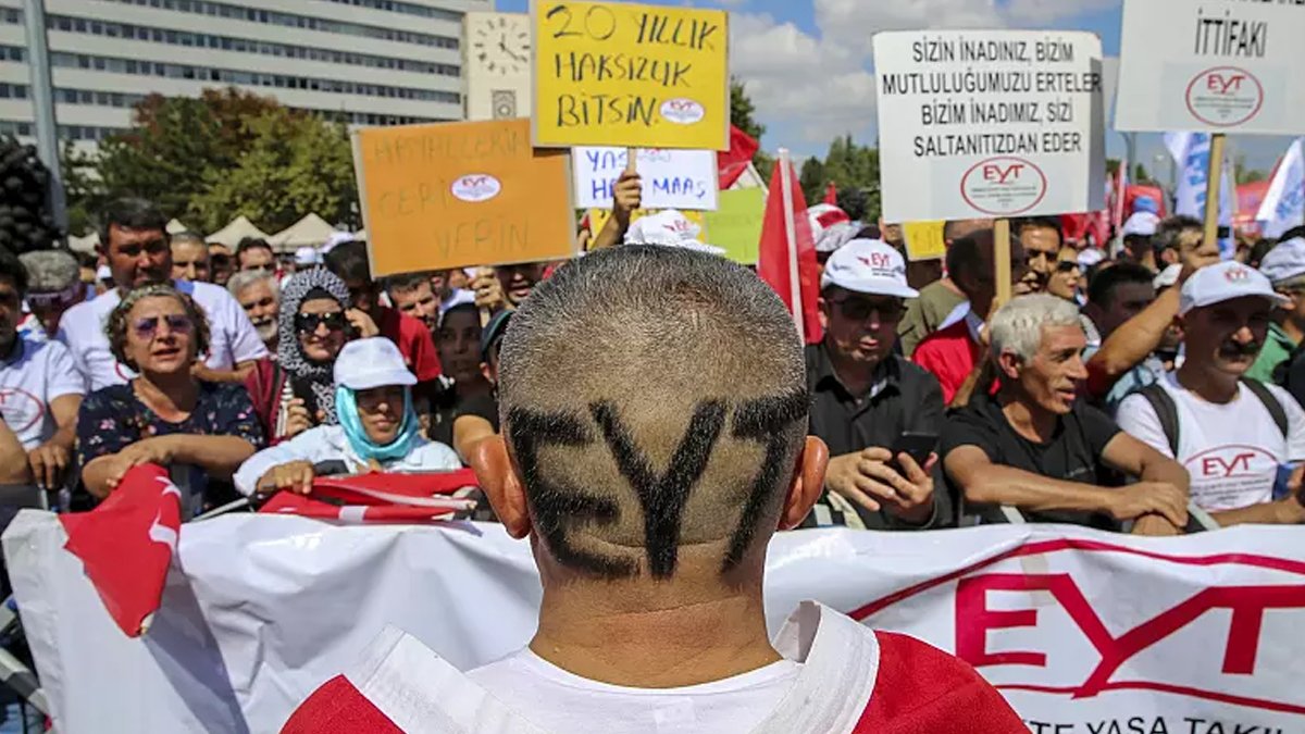 Cumhurbaşkanı Yardımcısı Oktay tarih verdi: EYT düğümü ne zaman çözülecek?