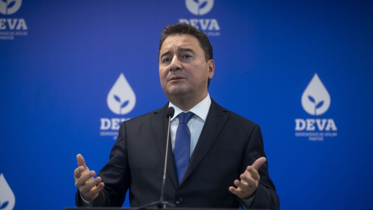 Babacan'dan 'İçinde bulunup pişman olduğunuz en büyük olay nedir?" sorusuna yanıt