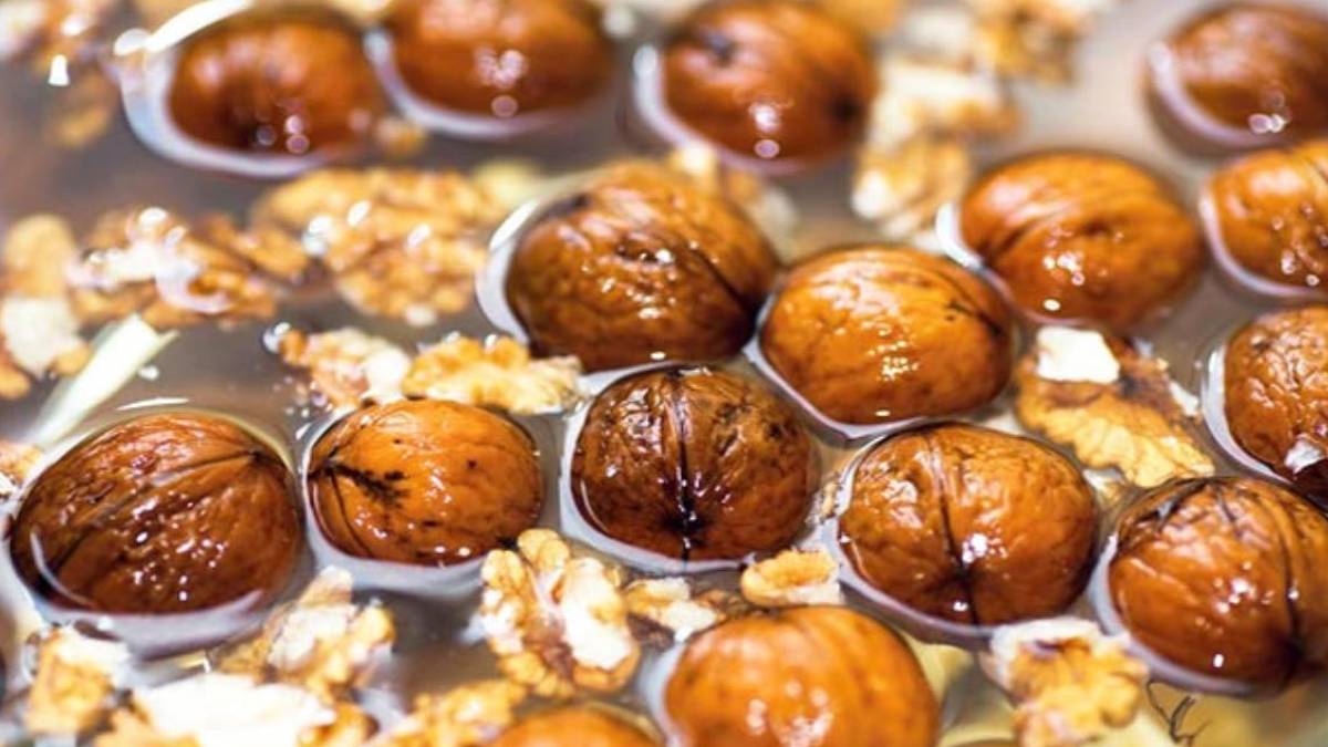 Cevizin kabuğunu sakın çöpe atmayın! Ceviz kabuğunun mucizevi etkisi bilimsel olarak kanıtlandı: Faydalarını öğrenince asla...