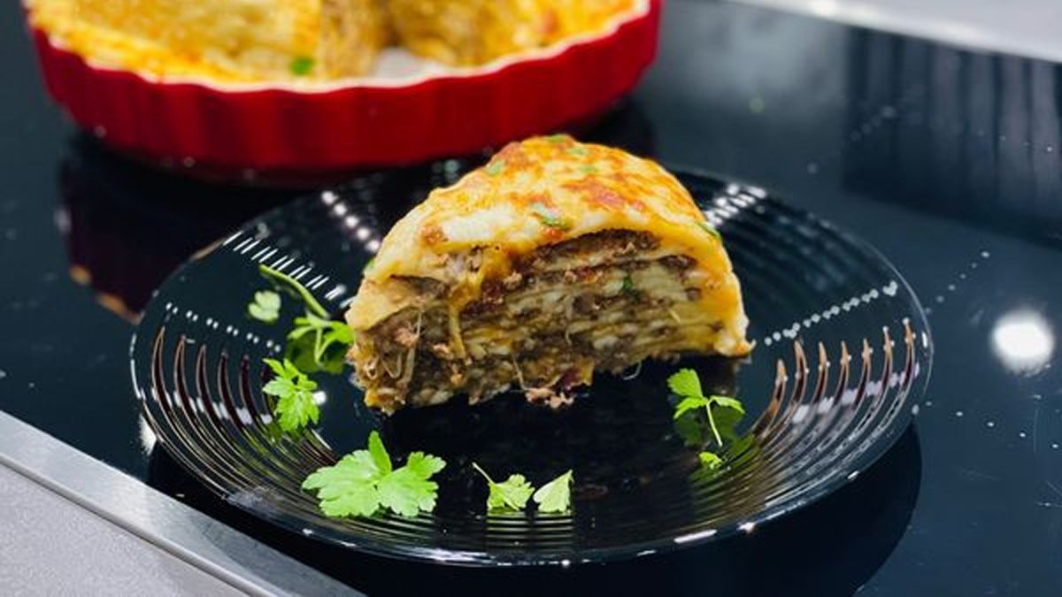 Damak çatlatan lezzet! Fırından çıkar çıkmaz bitiyor... İşte tüm sırlarıyla saray katmeri tarifi