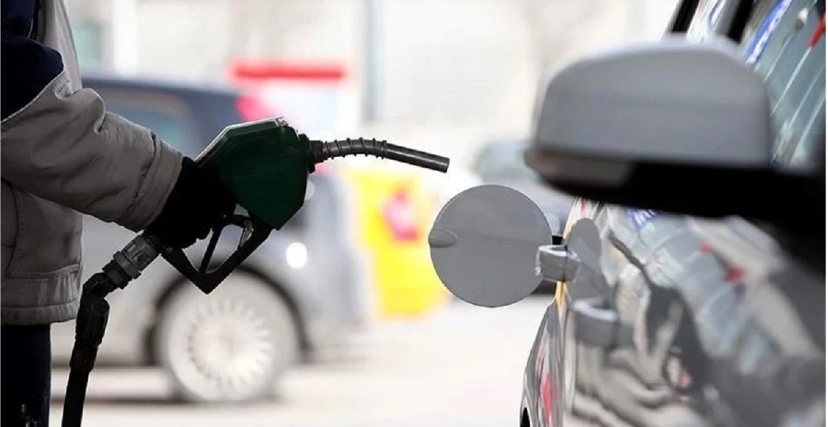 Petrol zirvede, dolar rekor kırdı… Gözler akaryakıt tabelasında