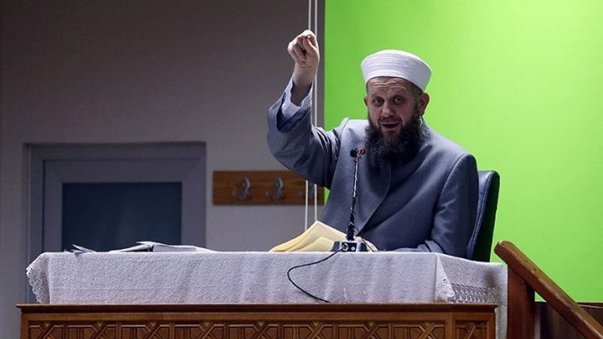 Hiranur Vakfı'nın kaçak yapılarına göz yummuştu: Sancaktepe Belediye Başkanı hakkında suç duyurusu