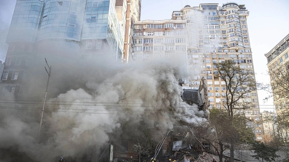 Ukrayna yeniden alarmda! Tüm bölgelere uyarı