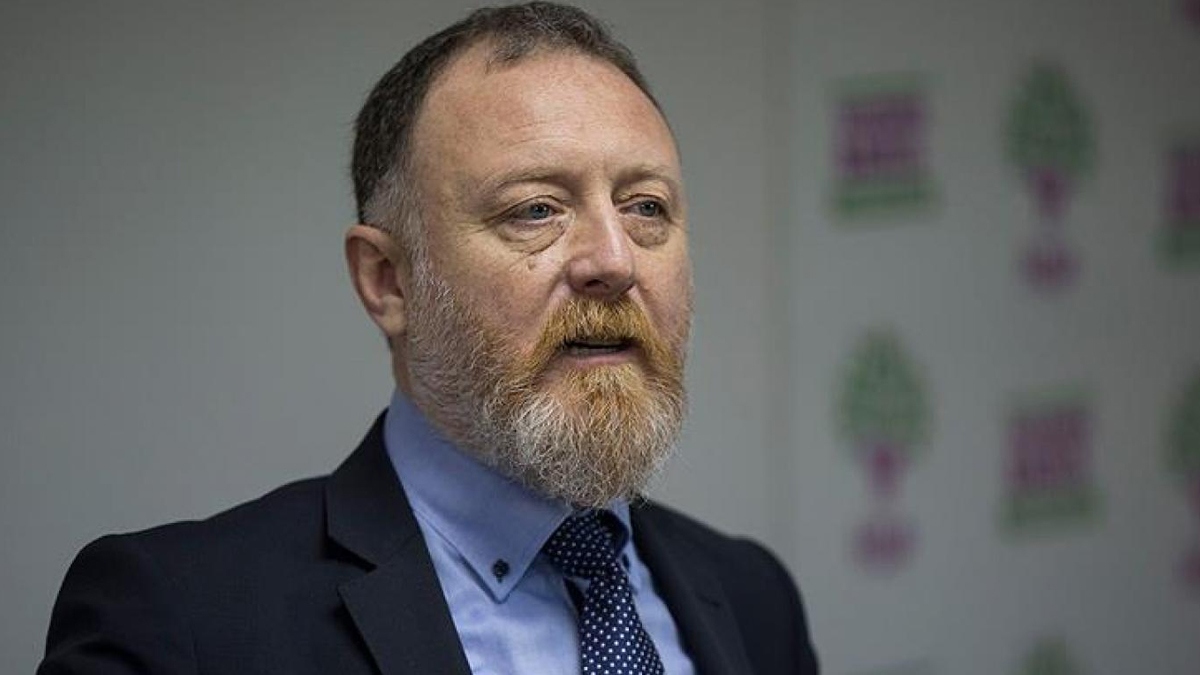 HDP'li vekil tepki yağınca 'Paris' paylaşımını sildi