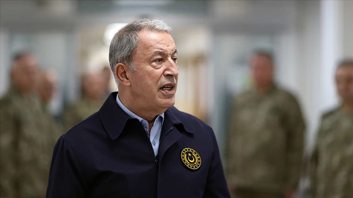 Bakan Akar'dan çok sert 'Paris' tepkisi: Fransızların beslediği yılan...