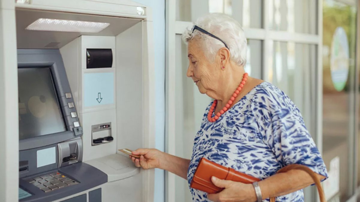 CHP'den emekliler için kanun teklifi: En düşük aylık asgari ücret seviyesinde olsun