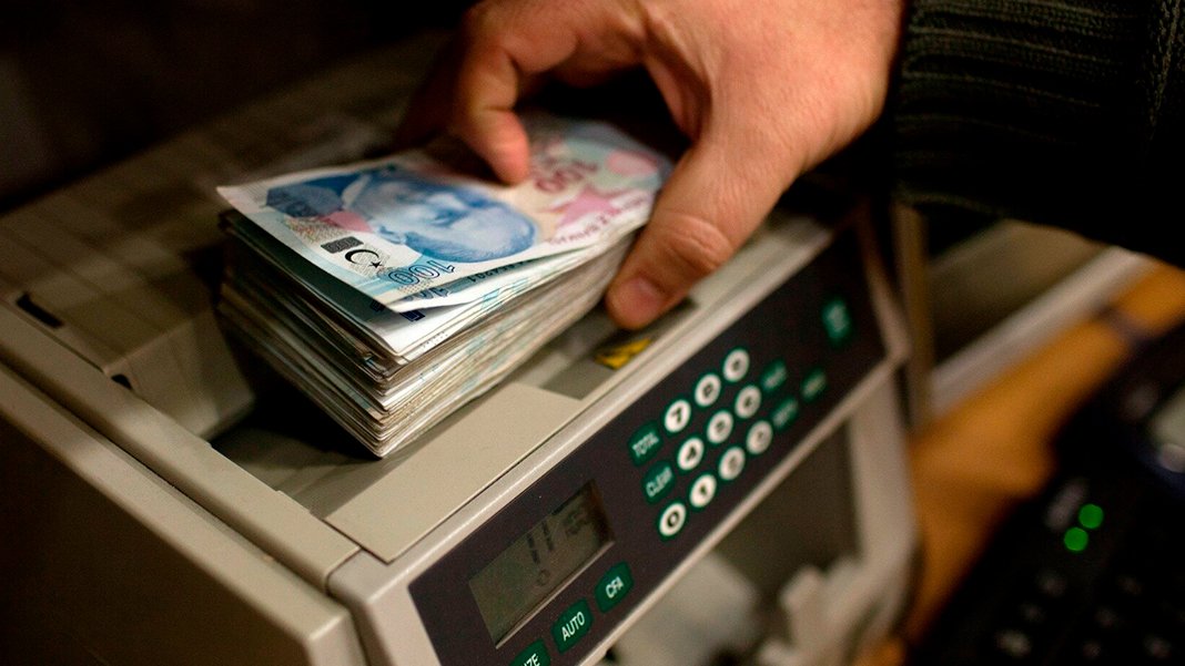 AK Parti'den milyonların beklediği açıklama: Emekli maaşına refah payı mı geliyor?