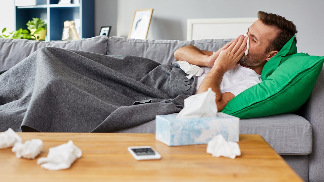 'Koronavirüs ha bitti ha bitecek' derken şimdi de Influenza, Rinovirüs... Salgın devam edecek mi?