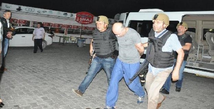 Deniz Kurmay Albay Adem Durak, Çorum'da gözaltına alındı.