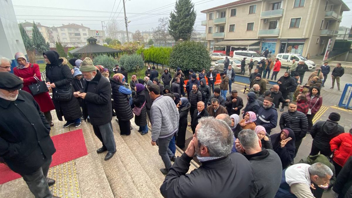 EYT bütçesi tartışma yarattı: 'Vatandaş daha derin yoksulluğa sürüklenecek'