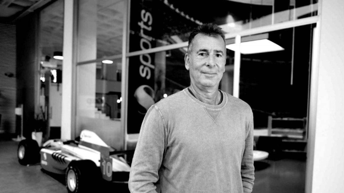 Eski milli voleybolcu Dünya Baltacıoğlu hayatını kaybetti