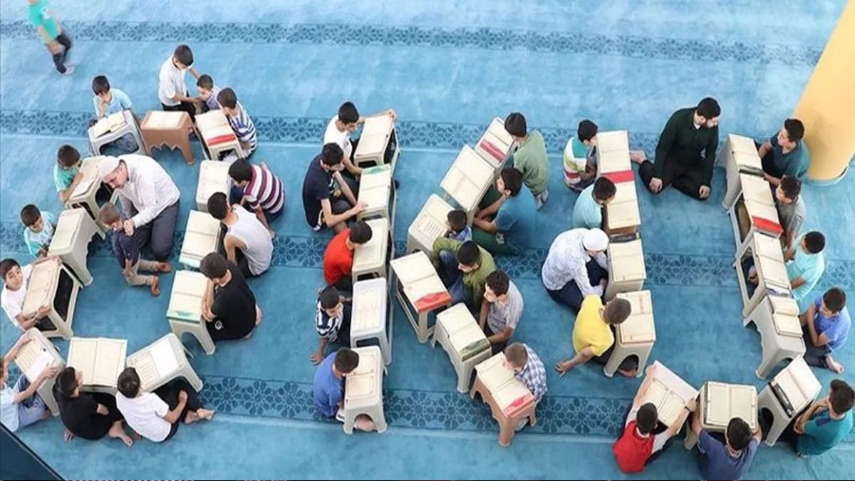 'Sahte meslek' skandalı bitmiyor: Diploması sahte çıktı, Diyanet görevine son verdi